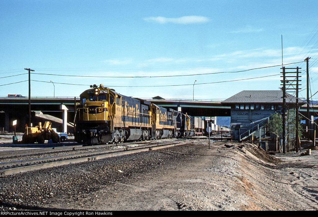 ATSF 8742